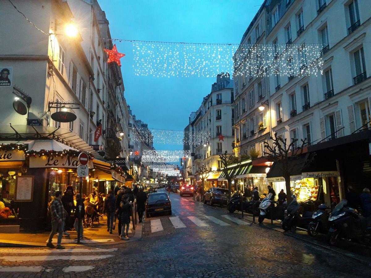 Romantic Tiny House Inside Montmartre Paris Ngoại thất bức ảnh